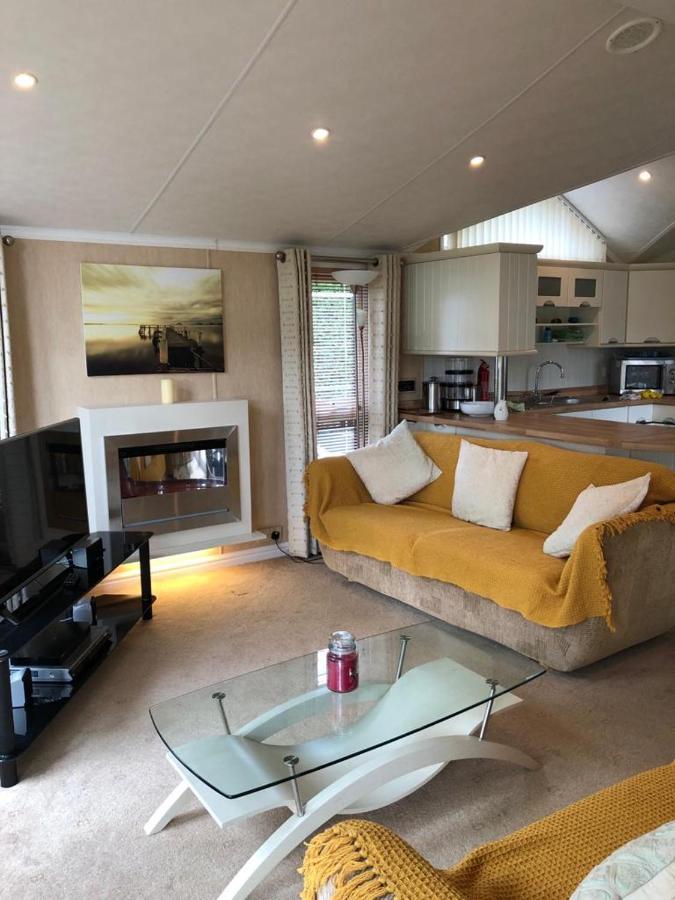 Gold Caravan Harrietsfield Экстерьер фото